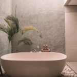 Right Bathtub
